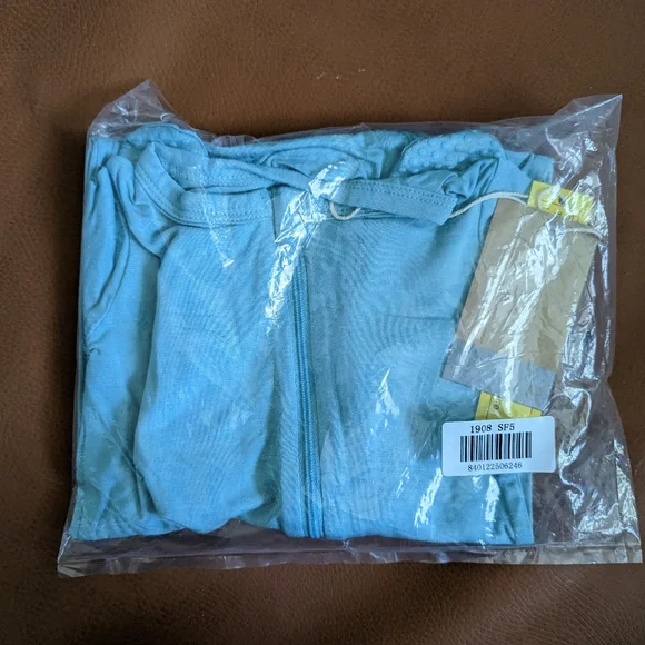 ❌SOLD on FB❌NIB Kyte Baby Zippered Footie in Seafoam - Picture 2 of 3
